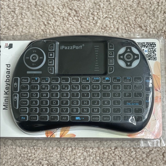 iPazzPort Mini Keyboard - Picture 3 of 3